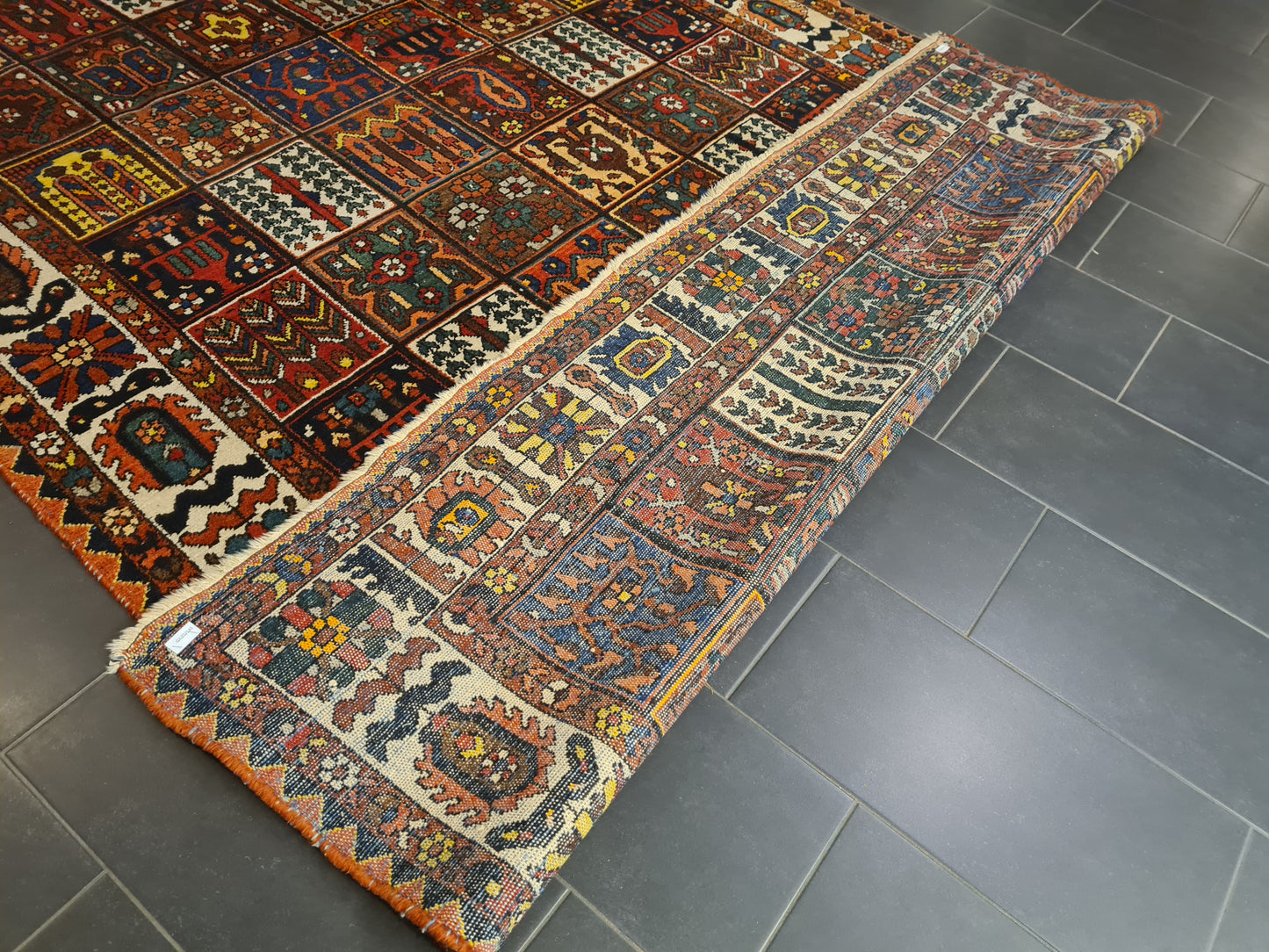 Perserteppich Orientteppich Handgeknüpfter Teppich Bachtiar 305x230cm