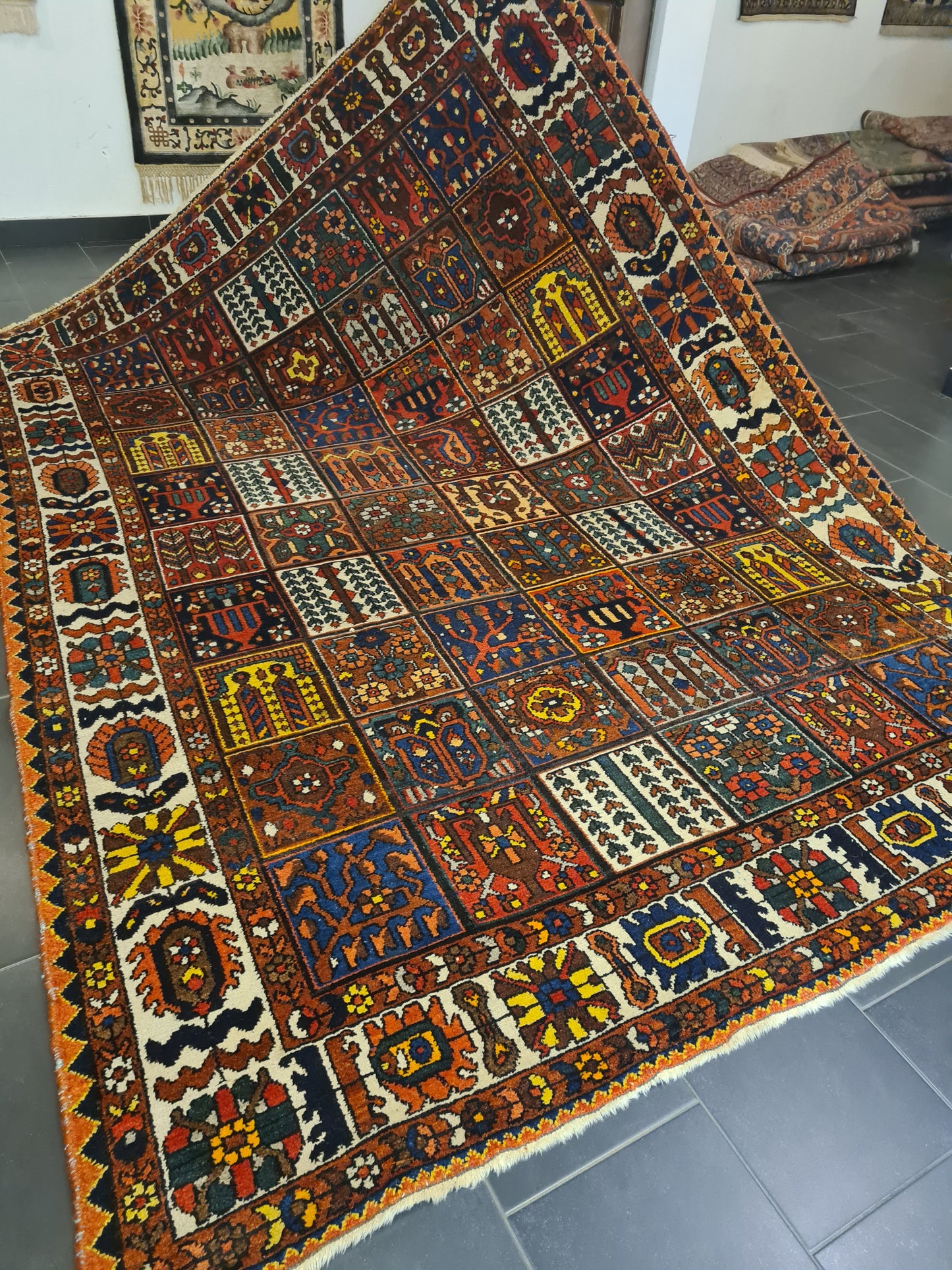 Perserteppich Orientteppich Handgeknüpfter Teppich Bachtiar 305x230cm