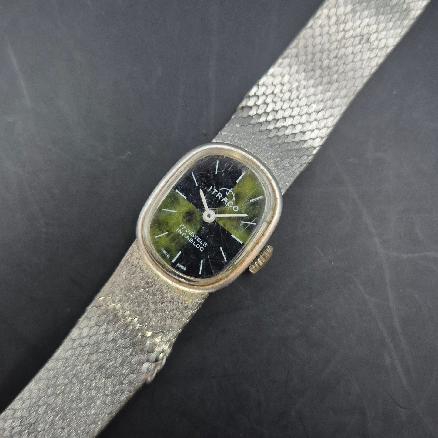 Vintage Itraco Damen Uhr – Elegantes Milanaise-Armband