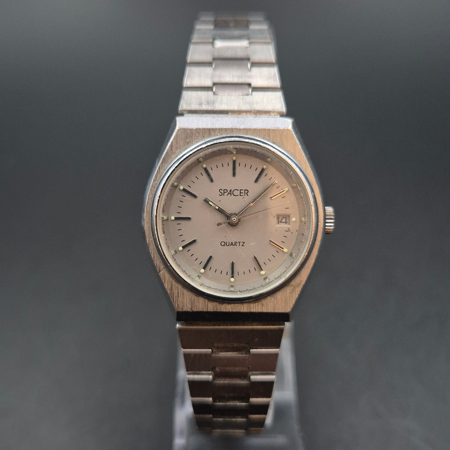 Klassische Spacer Damen Uhr – Silberfarben mit Datum