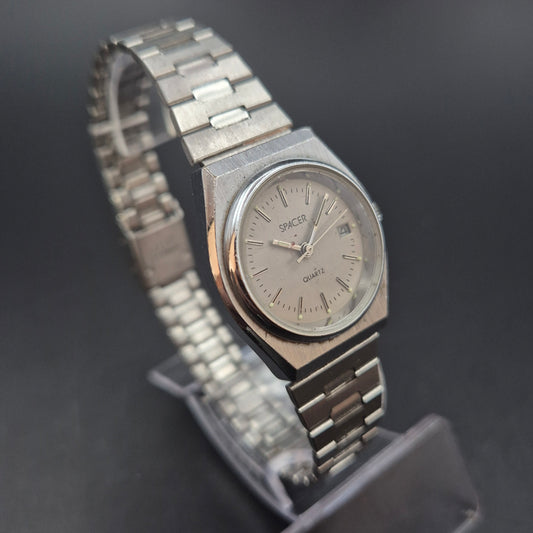 Klassische Spacer Damen Uhr – Silberfarben mit Datum