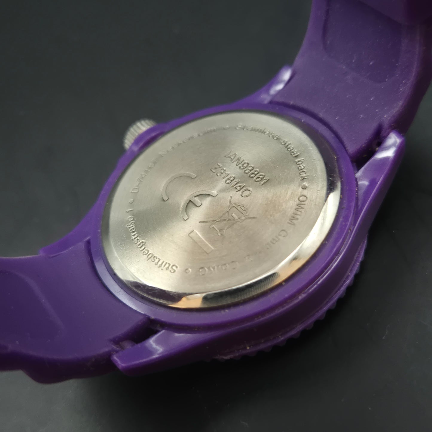 Auffällige Lila Silikon Uhr – Modern & Sportlich