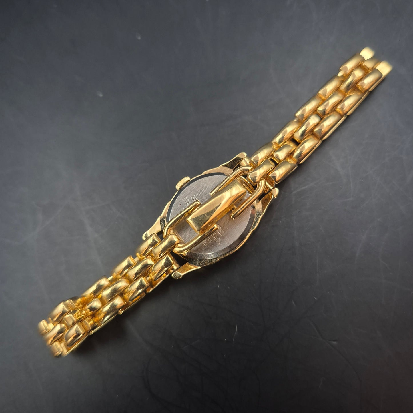 Elegante Lorus Damen Uhr – Klassisches Goldton-Design