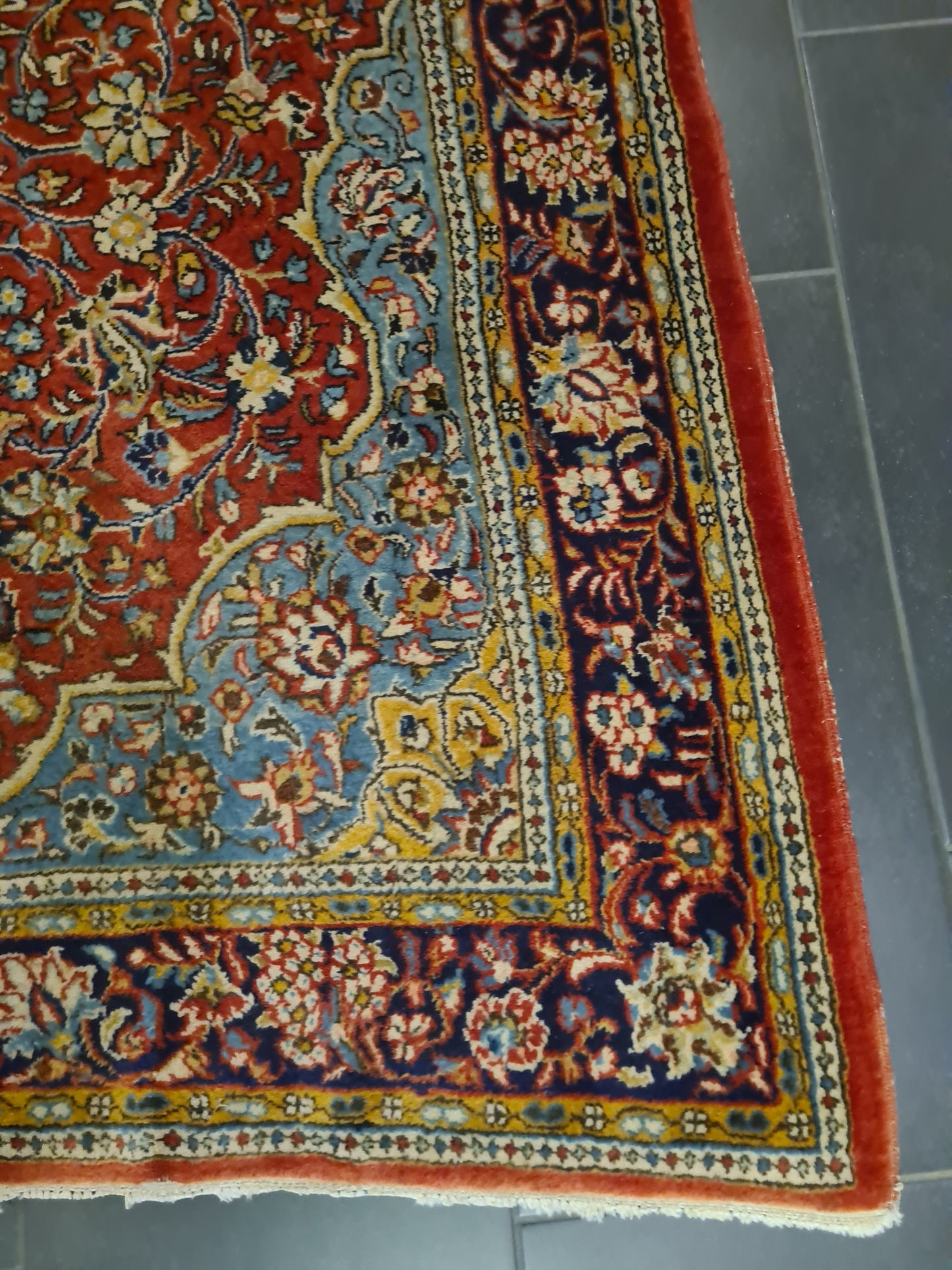 Perserteppich Orientteppich Handgeknüpfter Teppich Täbris 225x130cm