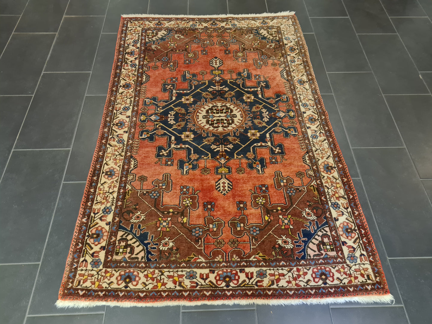 Perserteppich Orientteppich Handgeknüpfter Teppich Bachtiar 200x130cm
