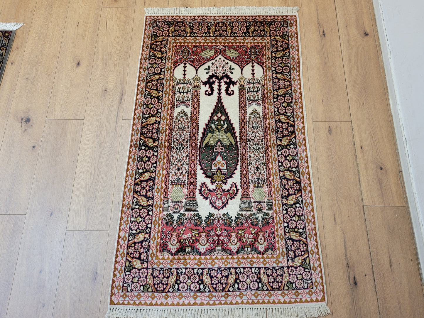 Ghom Teppich Seide feine Knüpfung figürliche Darstellung