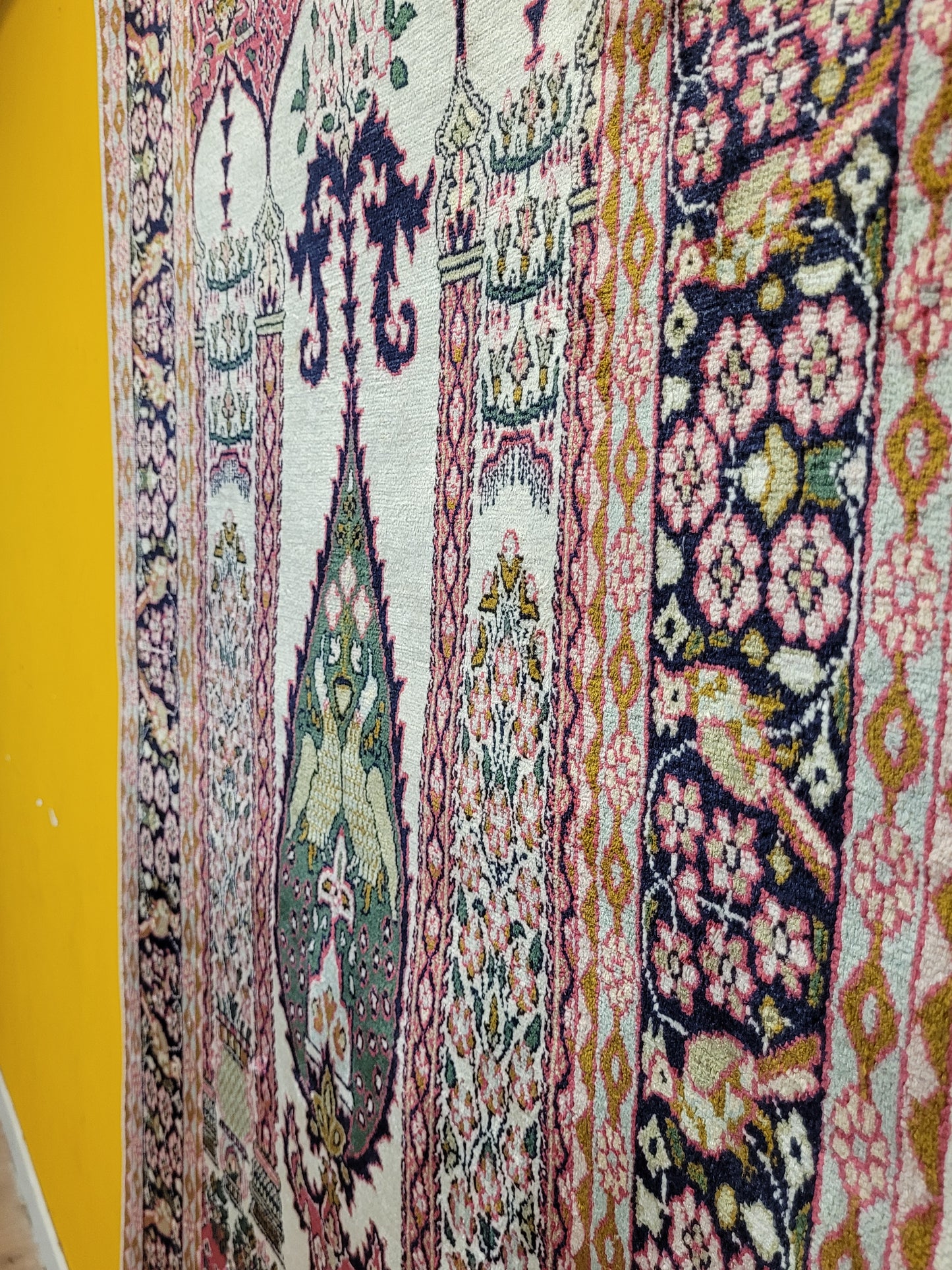 Ghom Teppich Seide feine Knüpfung figürliche Darstellung