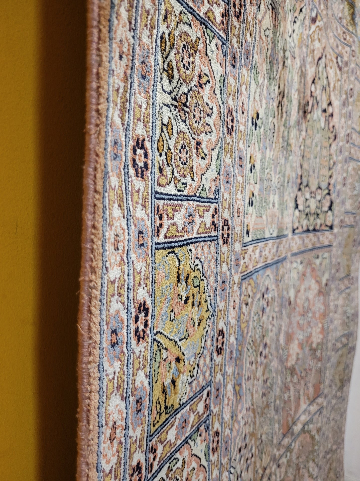 Ghom Teppich Seide feine Knüpfung Gartenmotiv