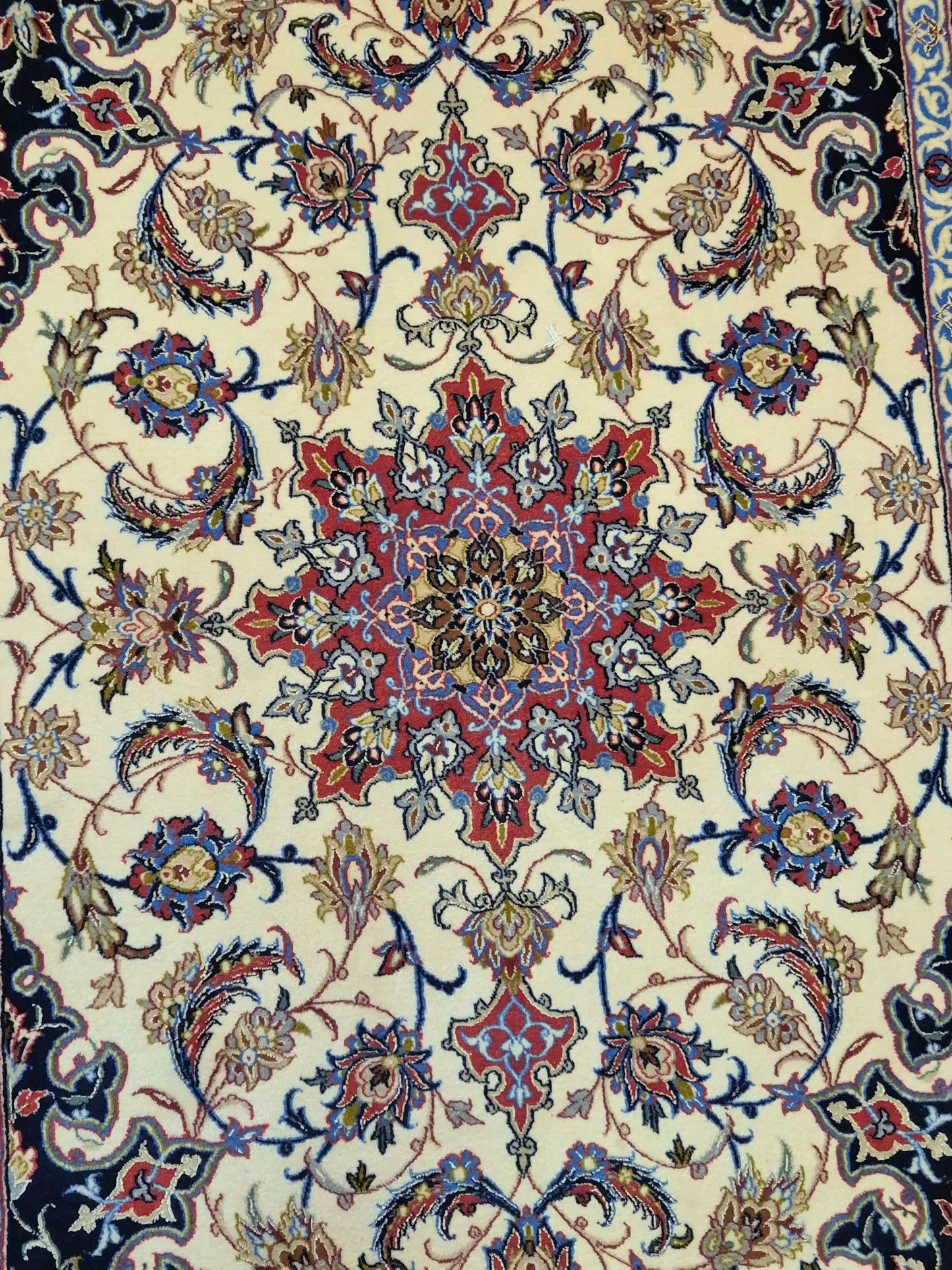 Isfahan Teppich Korkwolle mit Seide Medaillon fein