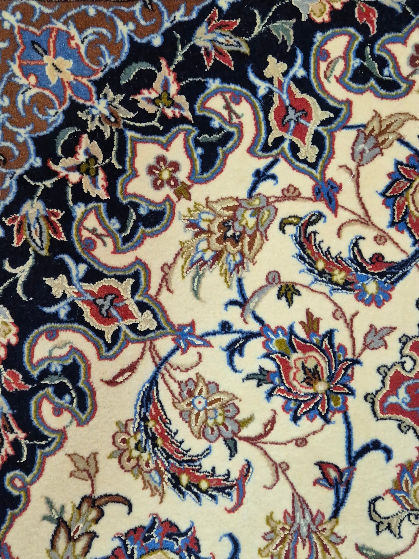 Isfahan Teppich Korkwolle mit Seide Medaillon fein