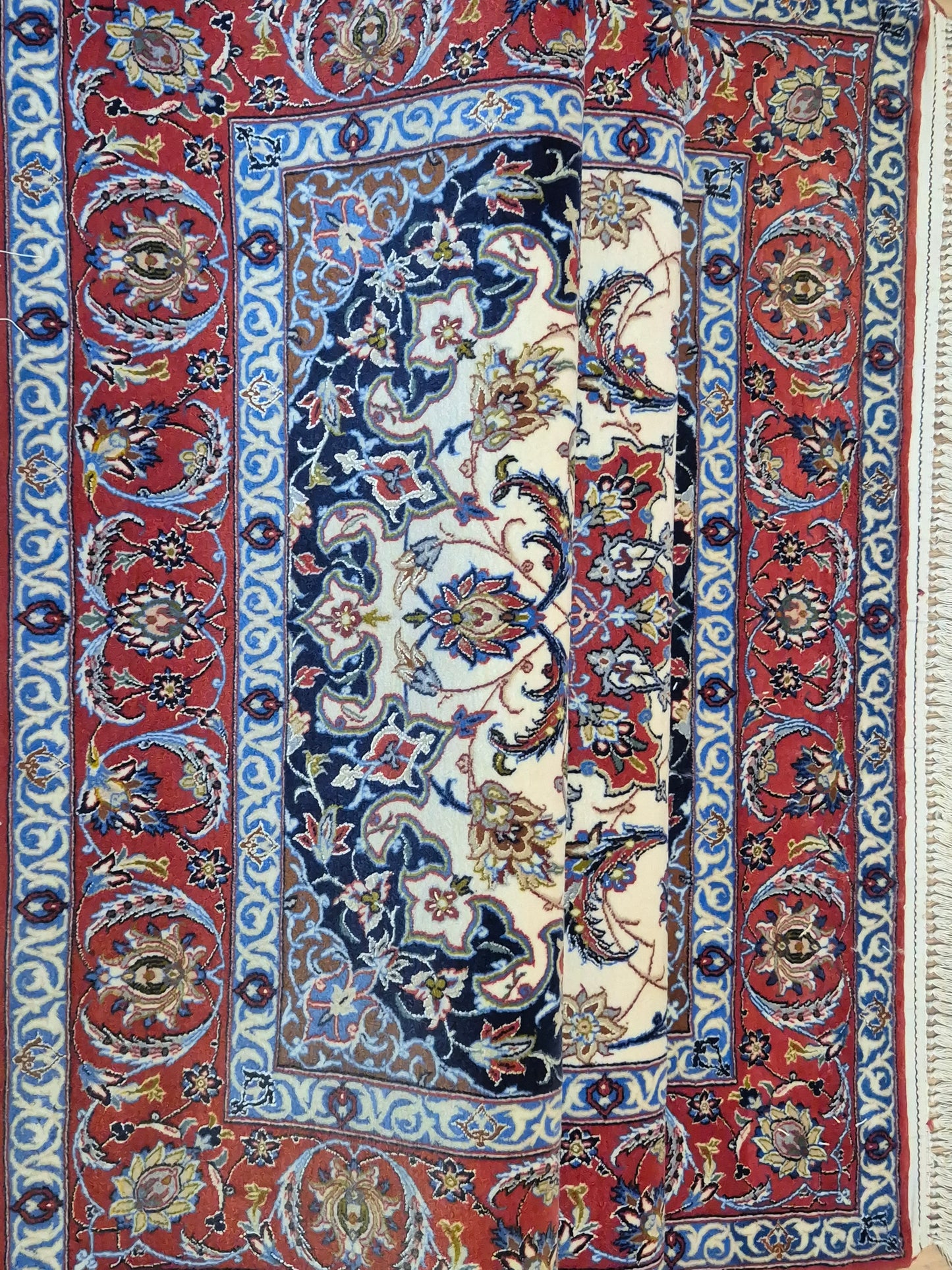 Isfahan Teppich Korkwolle mit Seide Medaillon fein