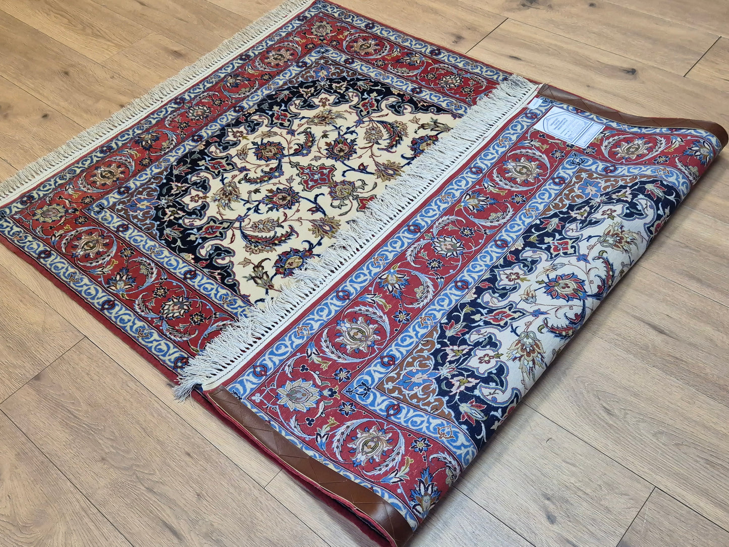 Isfahan Teppich Korkwolle mit Seide Medaillon fein