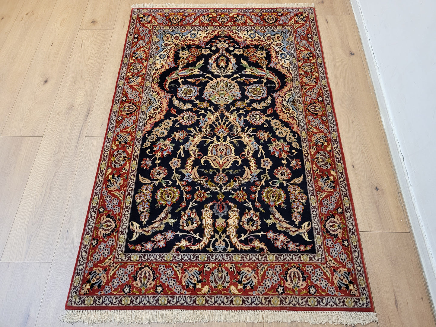 Isfahan Teppich Korkwolle Seide fein handgeknüpft 164x106 cm