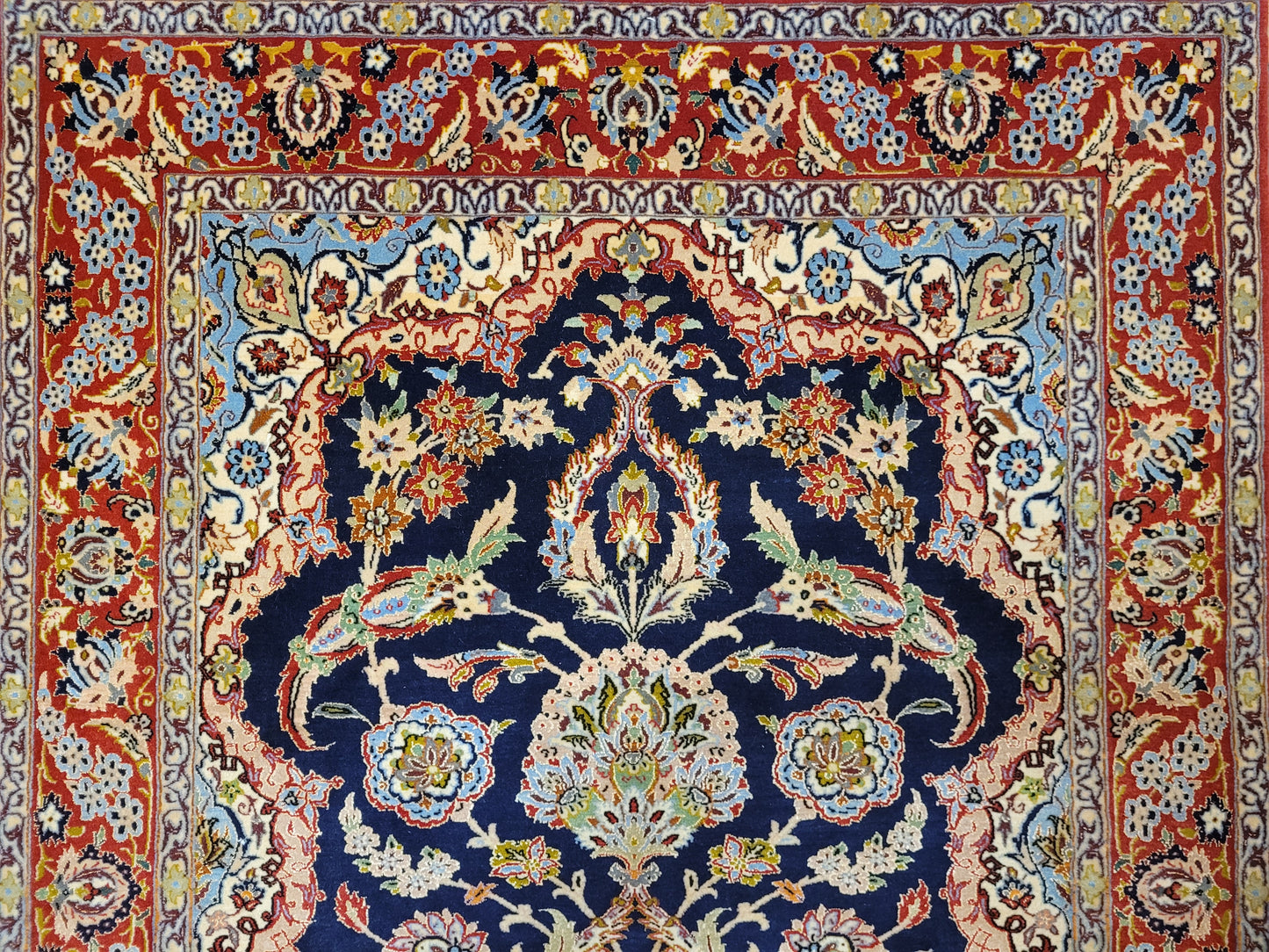 Isfahan Teppich Korkwolle Seide fein handgeknüpft 164x106 cm