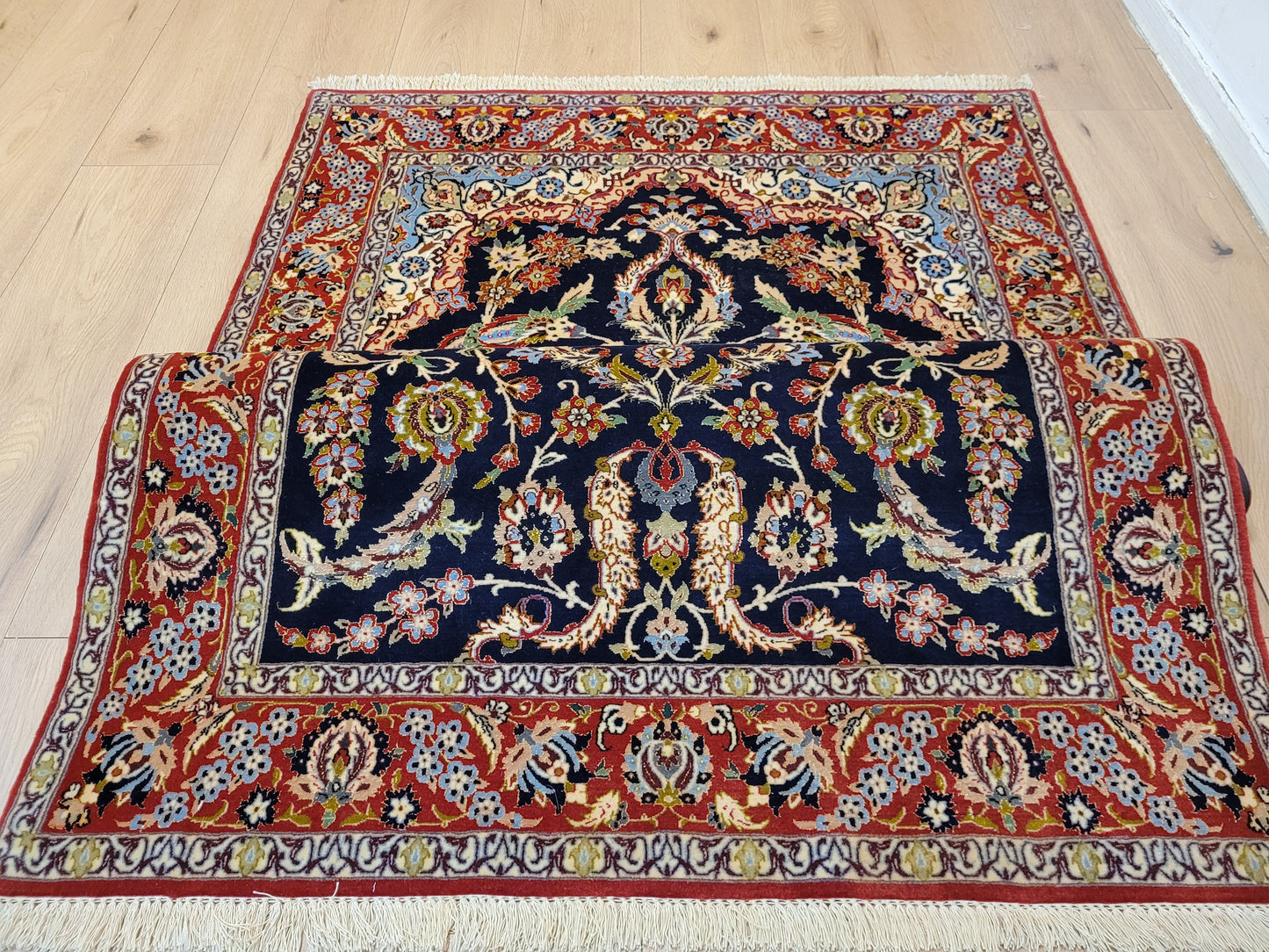 Isfahan Teppich Korkwolle Seide fein handgeknüpft 164x106 cm