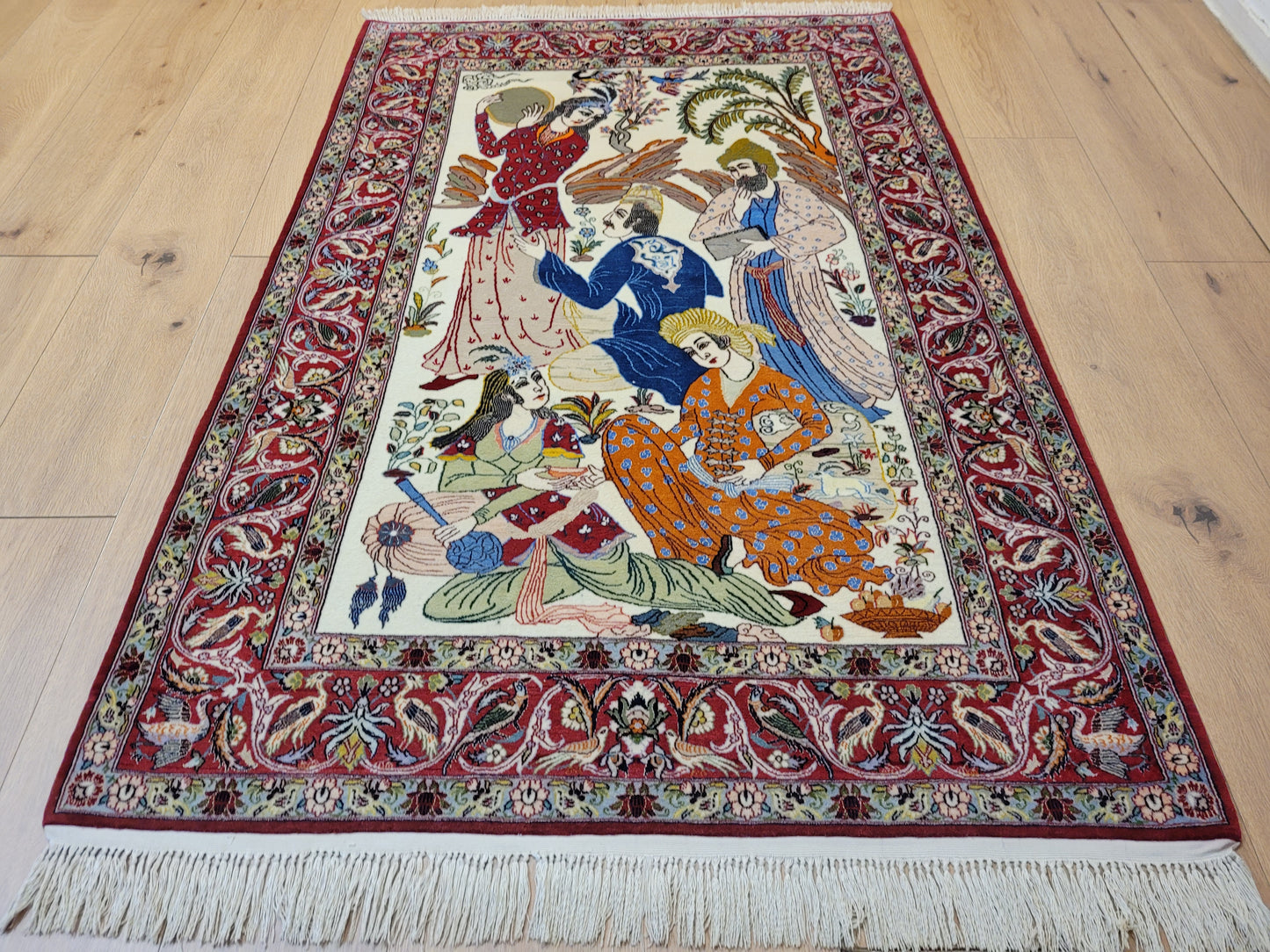 isfahan Bilderteppich Korkwolle Seide fein handgeknüpft