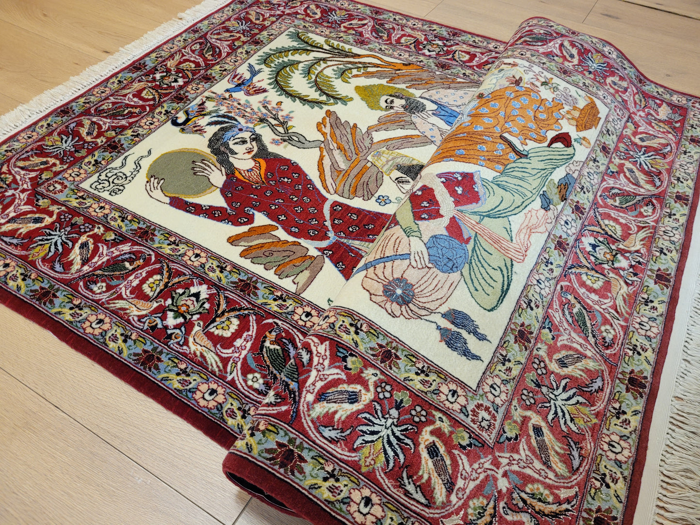 isfahan Bilderteppich Korkwolle Seide fein handgeknüpft