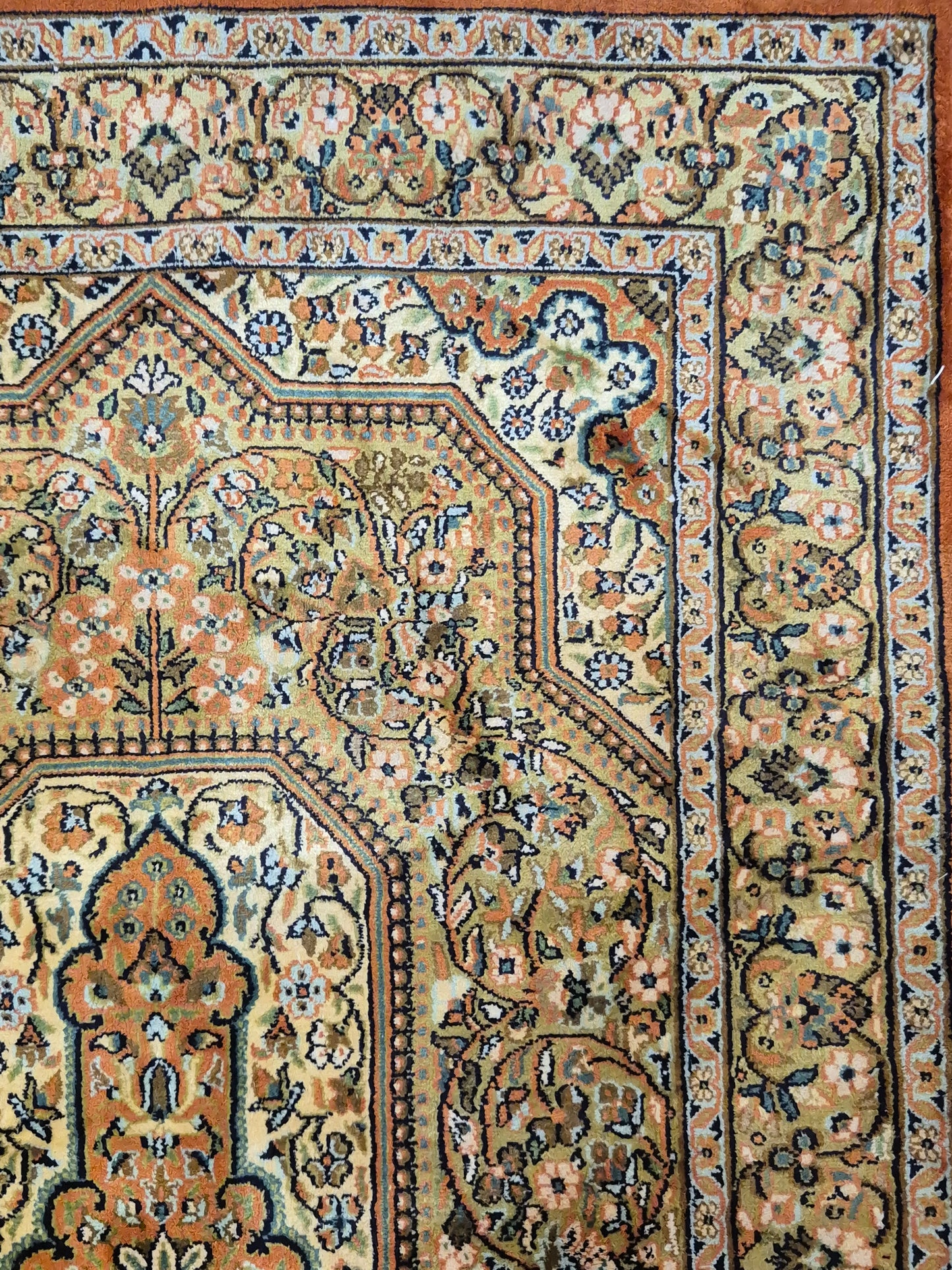 Kaschmir Seidenteppich Naturseide Medaillon fein