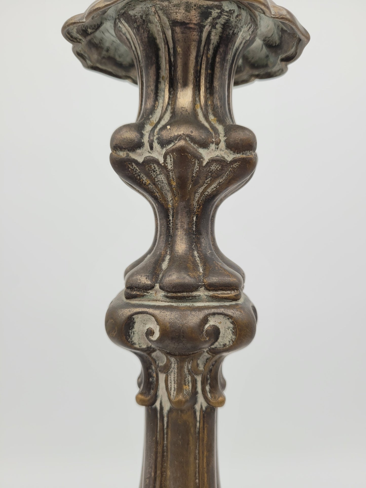 Paar Bronze Kerzenhalter Barock Stil Kerzenleuchter Kerzenständer