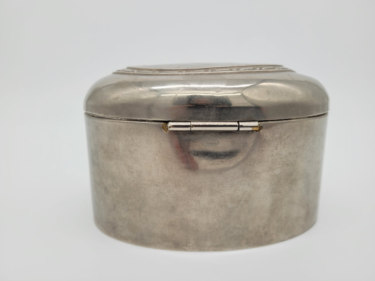 Versilberte Dose Schmuckdose Schmuckschatulle mit Verzierung Silberdose