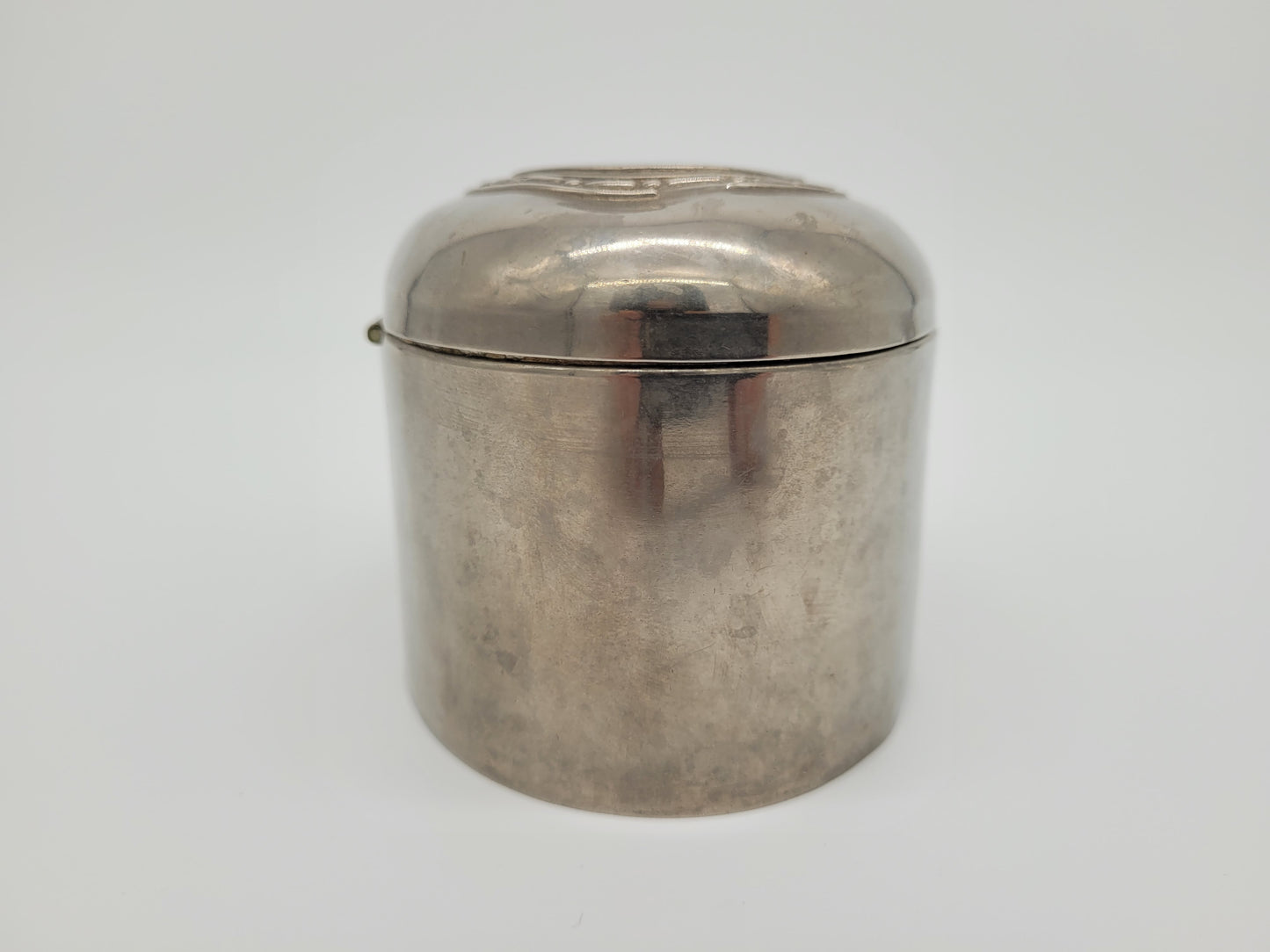 Versilberte Dose Schmuckdose Schmuckschatulle mit Verzierung Silberdose