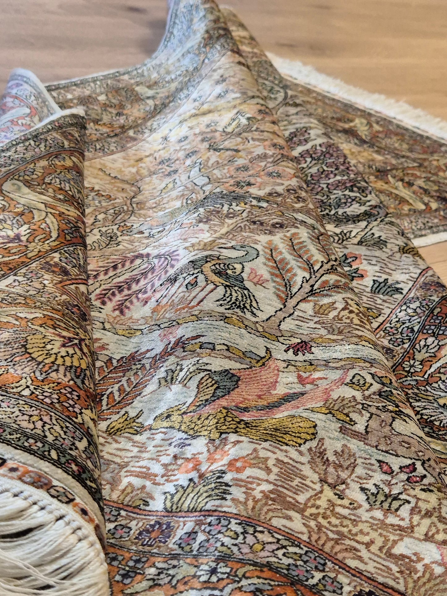 Hereke Seidenteppich Seide auf Seide Jagdszene fein