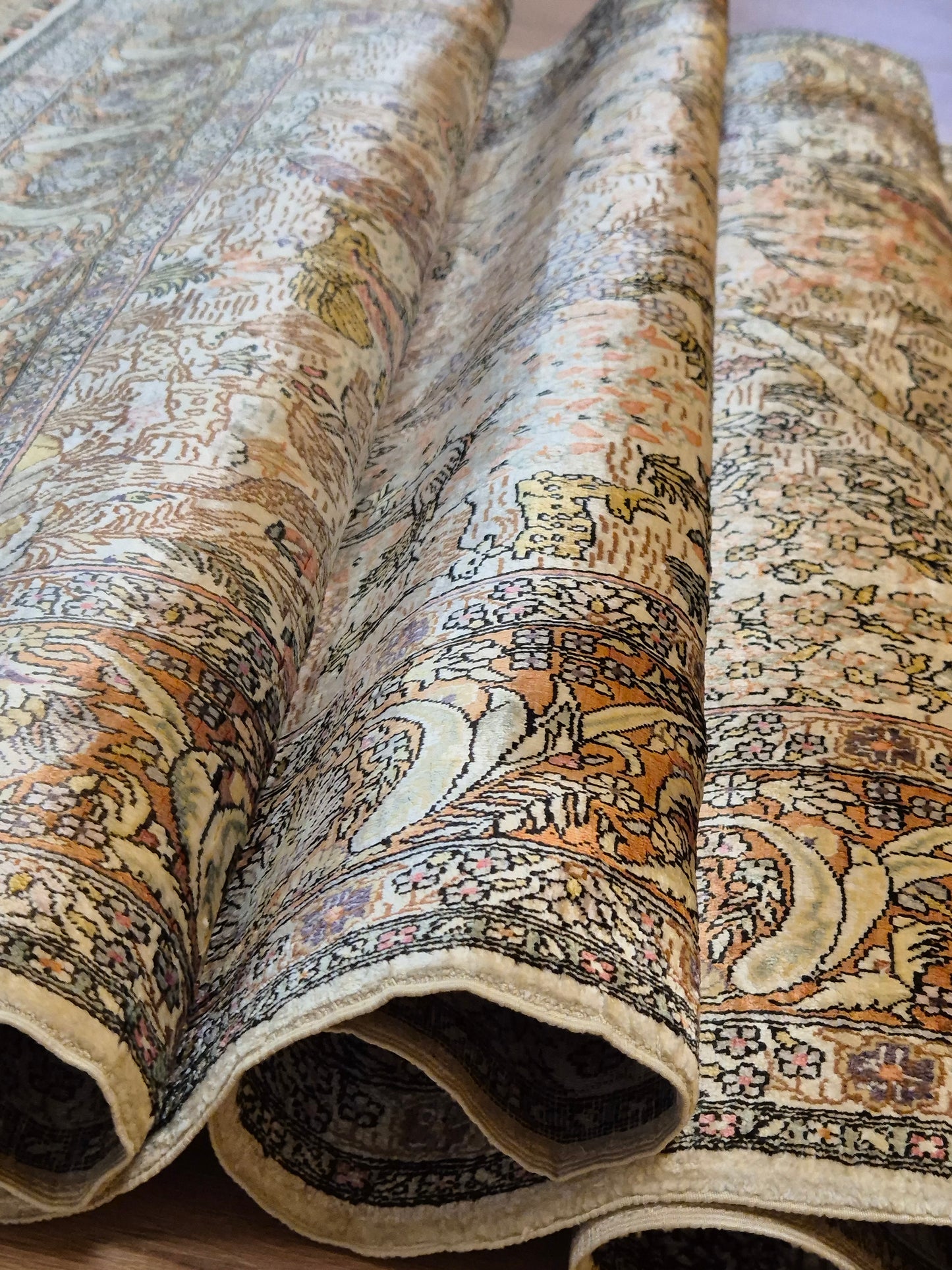 Hereke Seidenteppich Seide auf Seide Jagdszene fein