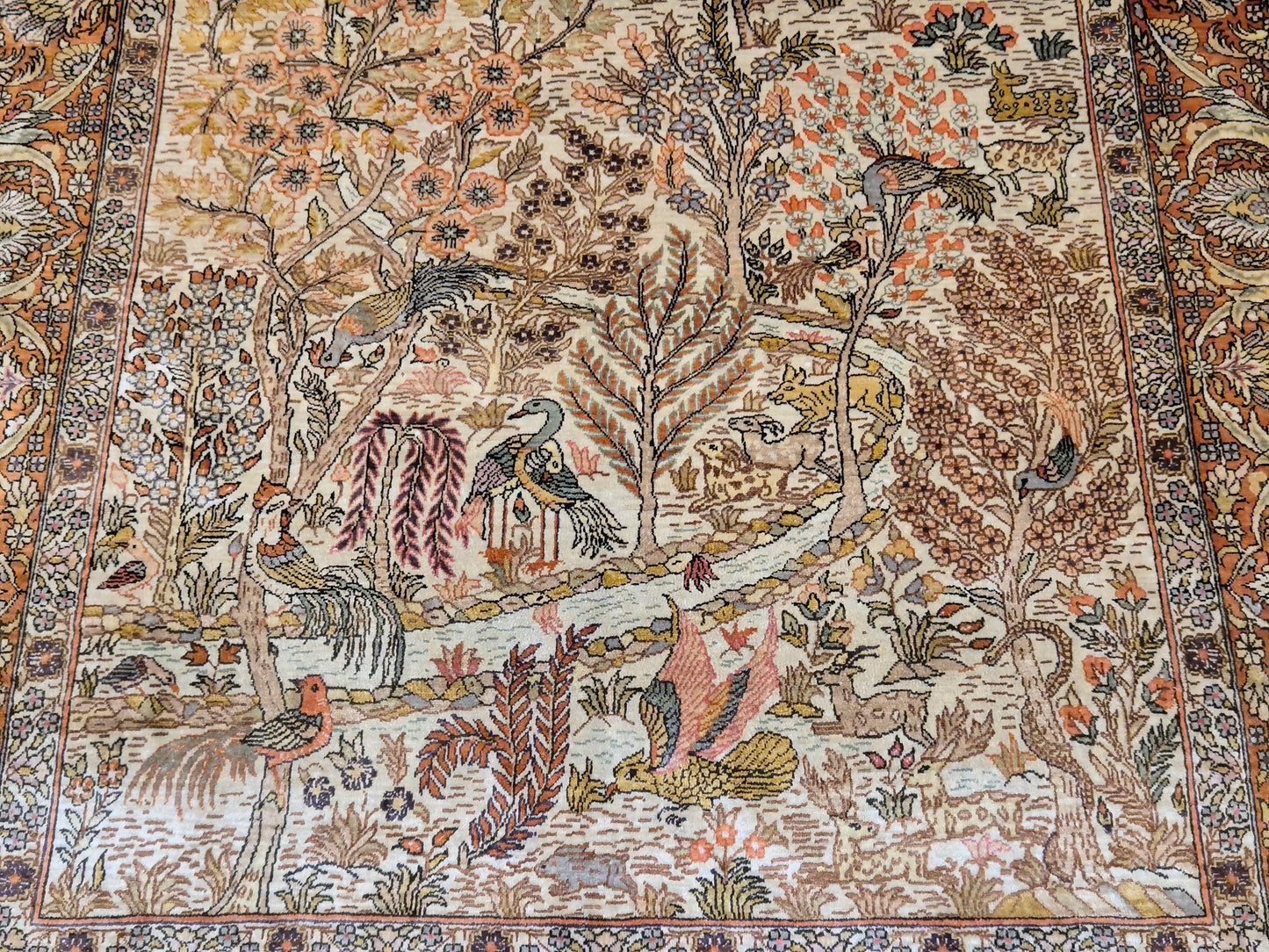 Hereke Seidenteppich Seide auf Seide Jagdszene fein