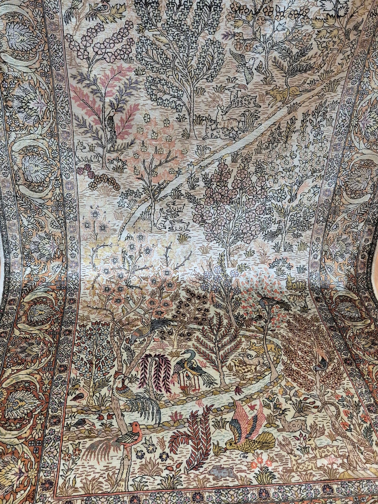 Hereke Seidenteppich Seide auf Seide Jagdszene fein