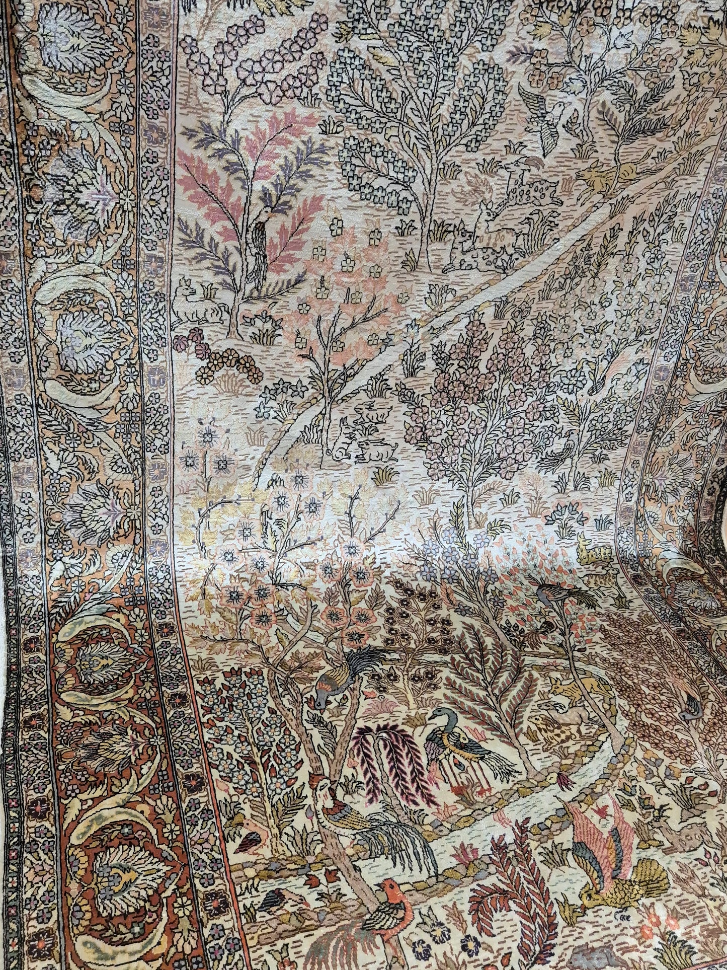 Hereke Seidenteppich Seide auf Seide Jagdszene fein