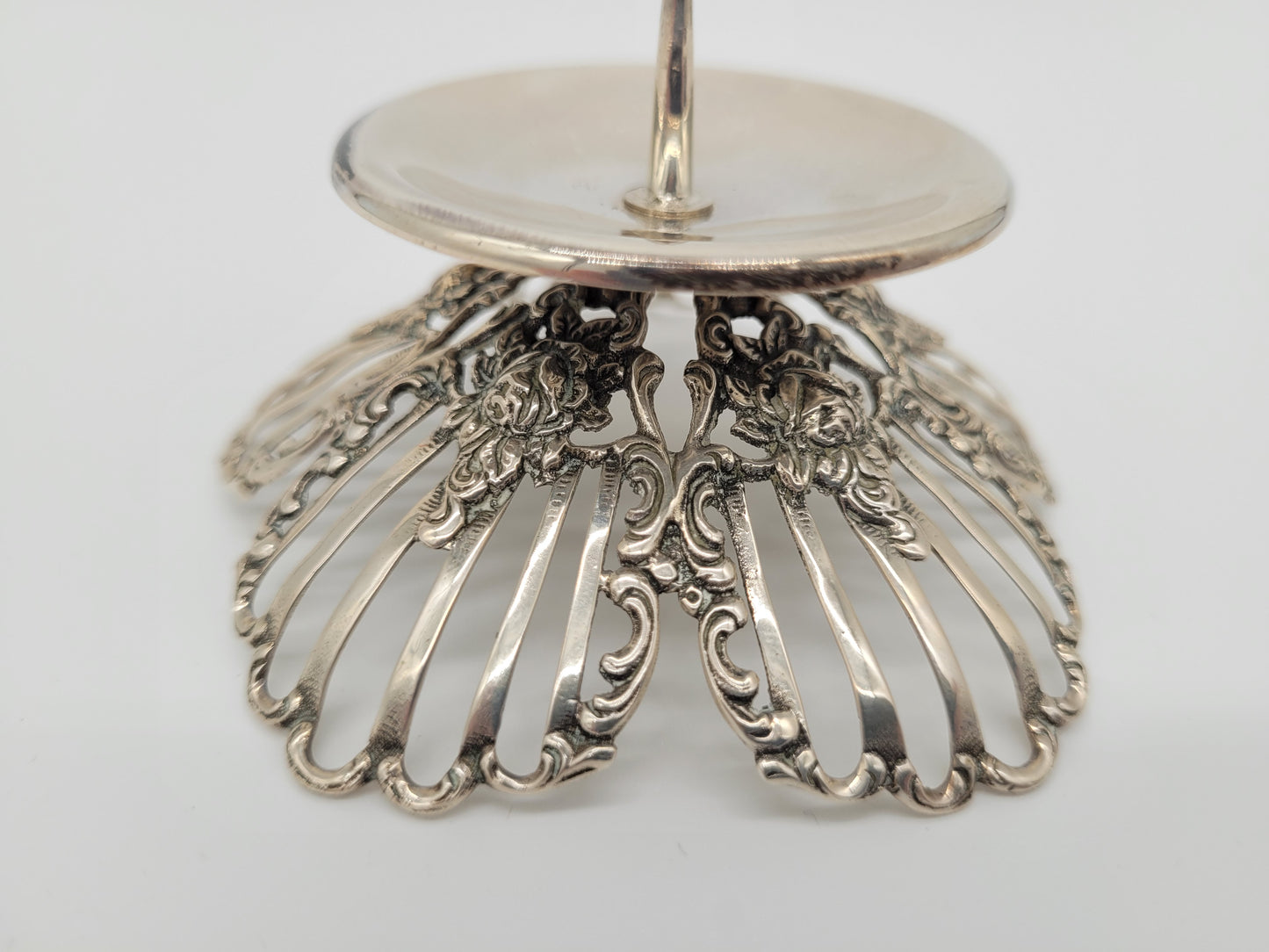 Paar Kerzenständer 835er Silber mit Floralem Design Handarbeit