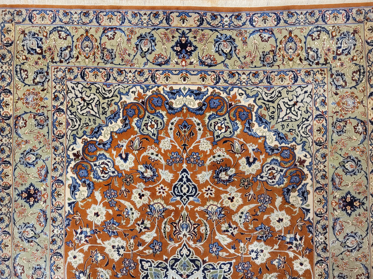 Isfahan Teppich Korkwolle Seide fein handgeknüpft