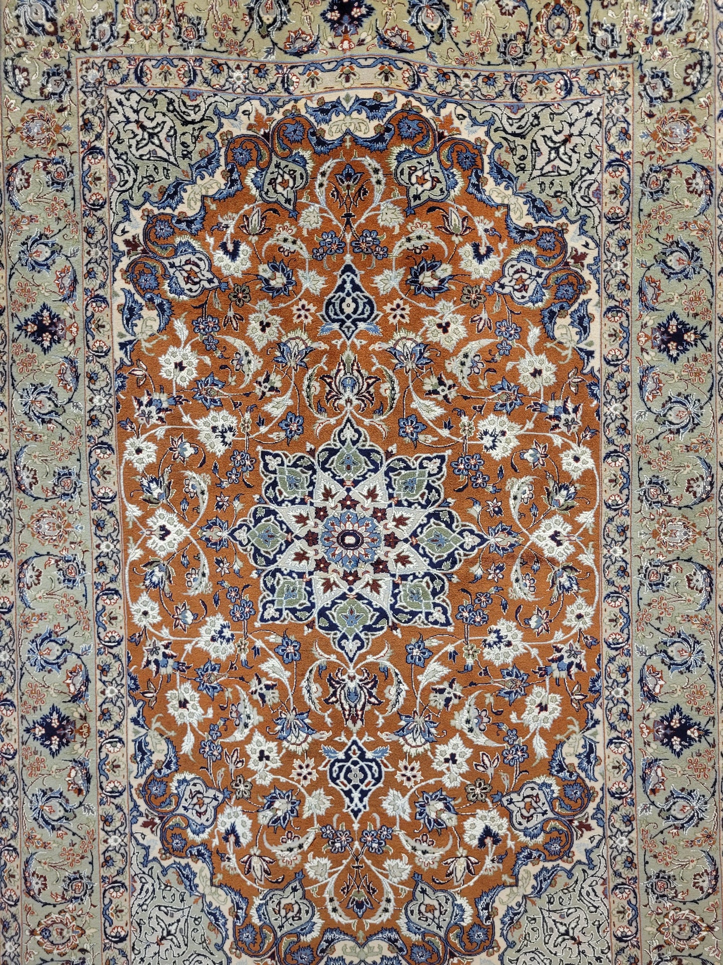 Isfahan Teppich Korkwolle Seide fein handgeknüpft