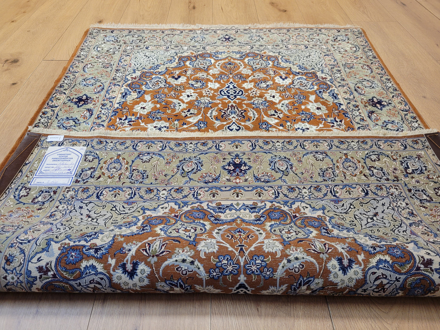 Isfahan Teppich Korkwolle Seide fein handgeknüpft