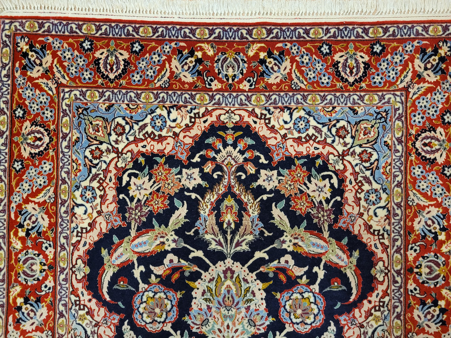 Isfahan Teppich Korkwolle Seide fein handgeknüpft