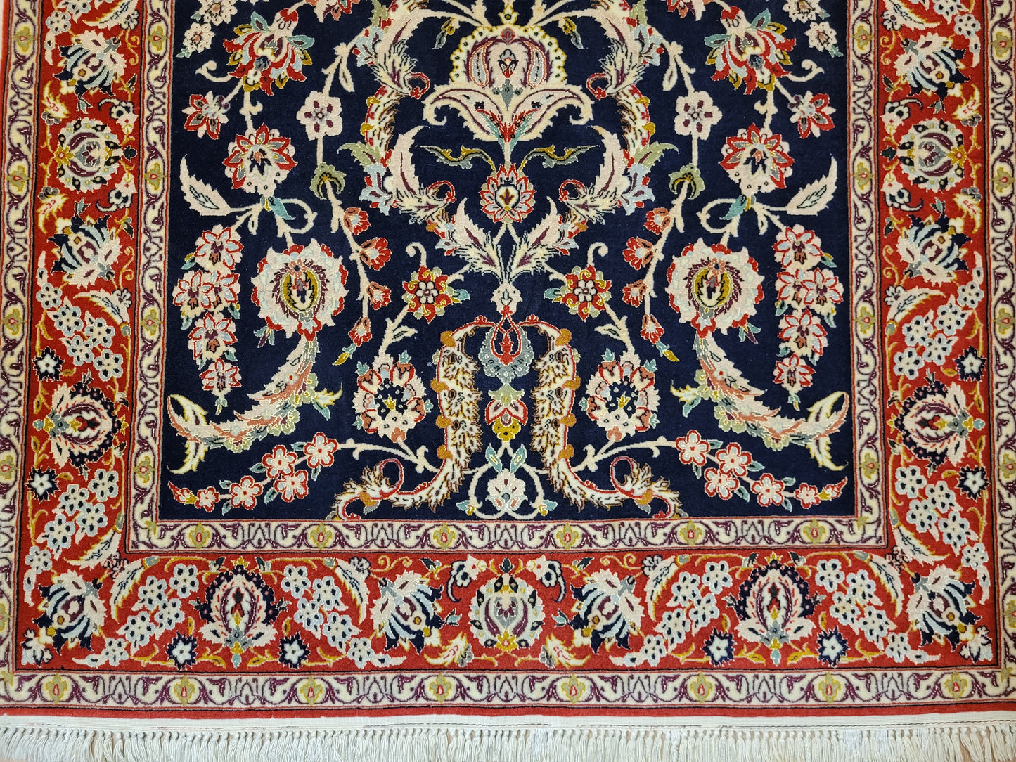 Isfahan Teppich Korkwolle Seide fein handgeknüpft