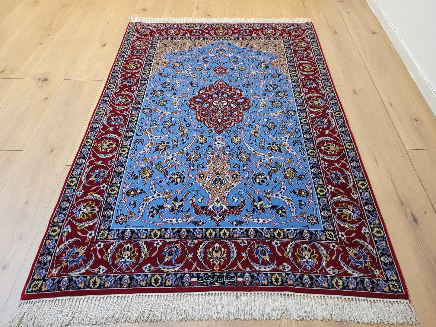 Isfahan Teppich Korkwolle Seide fein handgeknüpft signiert