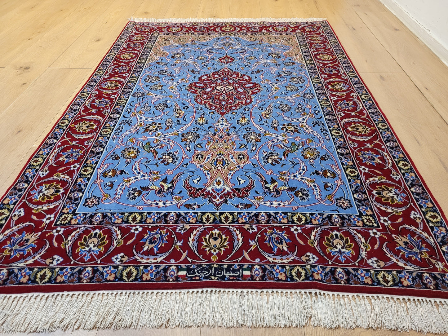 Isfahan Teppich Korkwolle Seide fein handgeknüpft signiert