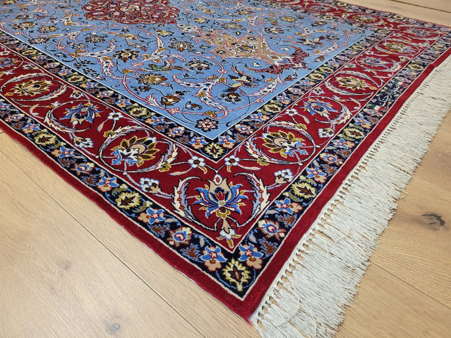 Isfahan Teppich Korkwolle Seide fein handgeknüpft signiert