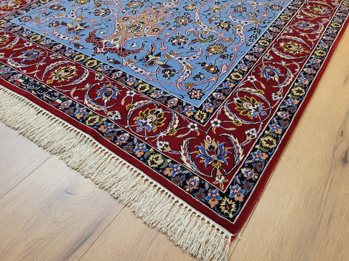 Isfahan Teppich Korkwolle Seide fein handgeknüpft signiert