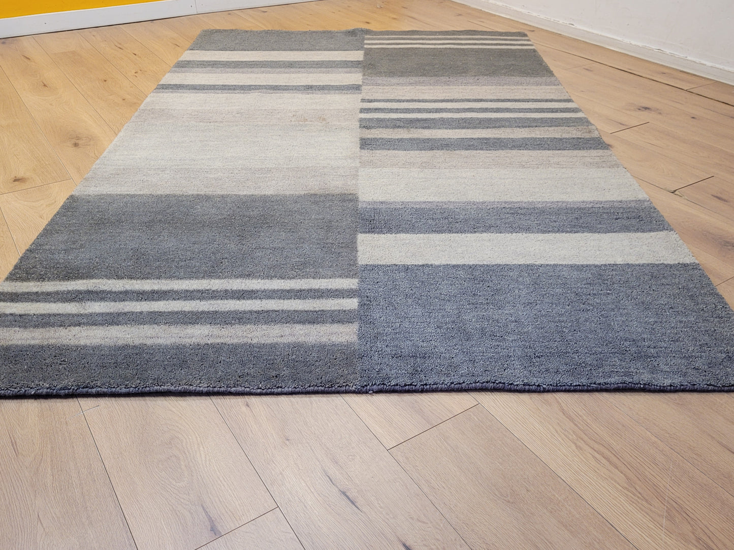 Gabbeh Teppich Schurwolle modernes Streifenmuster handgeknüpft