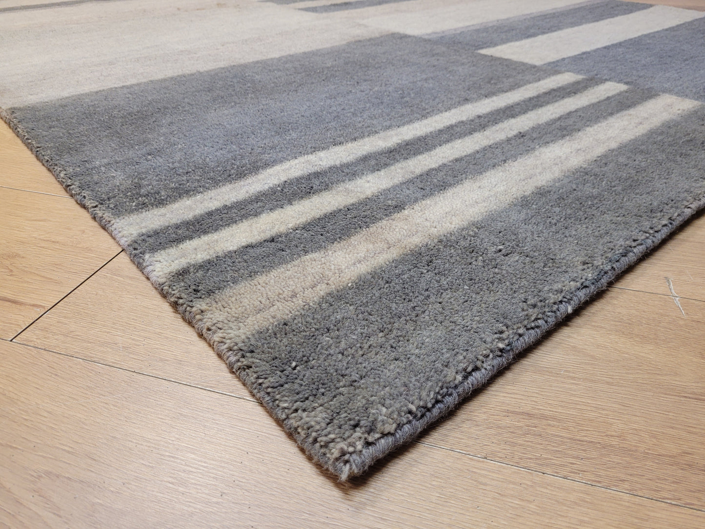 Gabbeh Teppich Schurwolle modernes Streifenmuster handgeknüpft