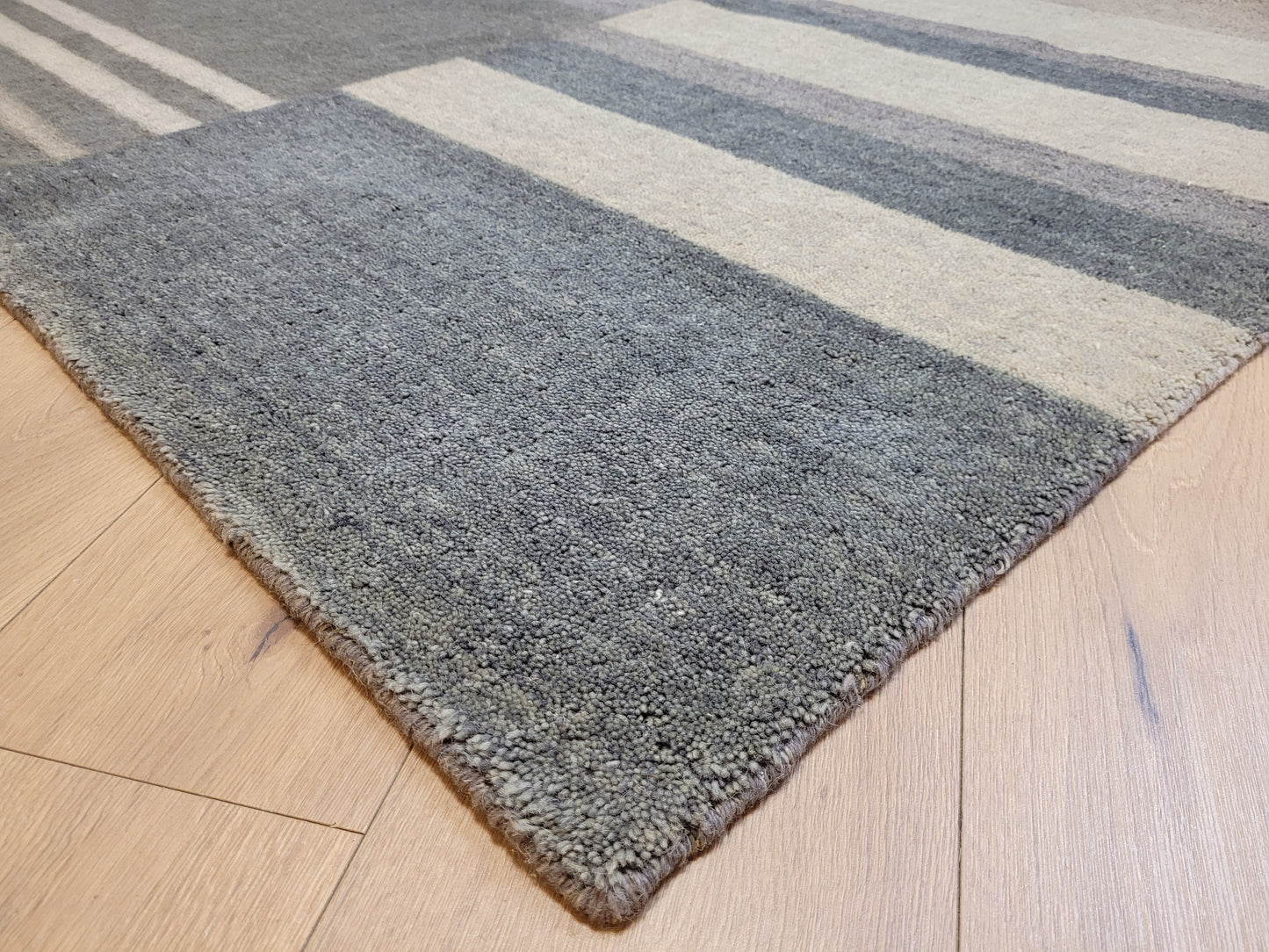 Gabbeh Teppich Schurwolle modernes Streifenmuster handgeknüpft