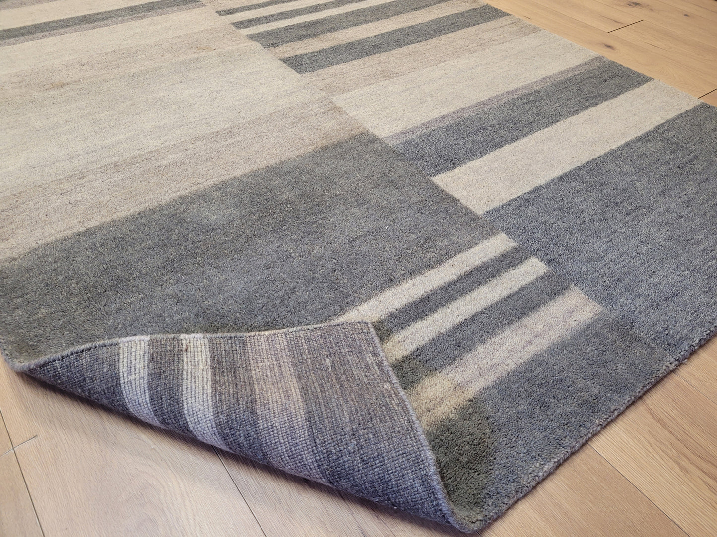 Gabbeh Teppich Schurwolle modernes Streifenmuster handgeknüpft