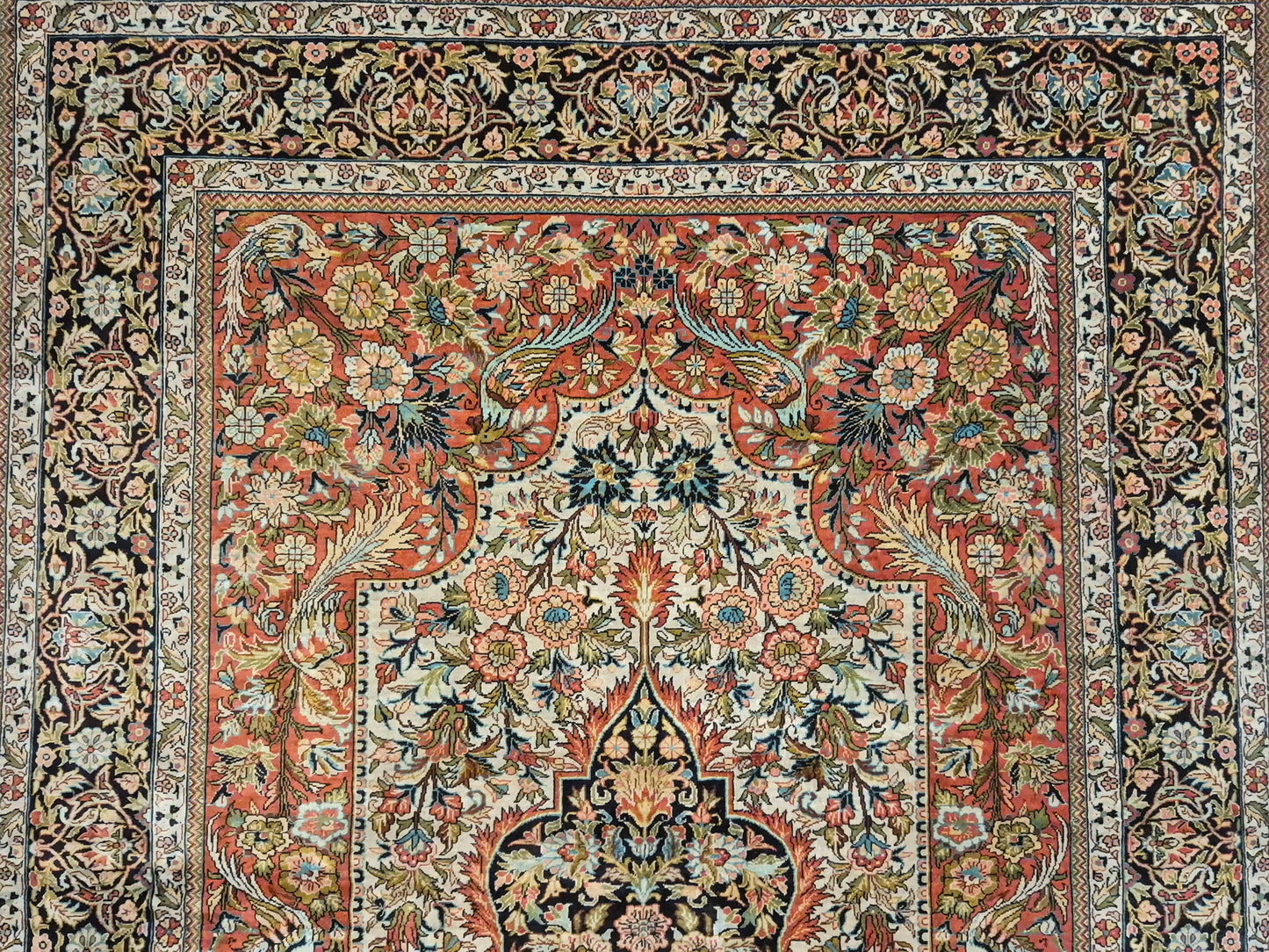 Hereke Teppich Seide auf Seide floral fein handgeknüpft