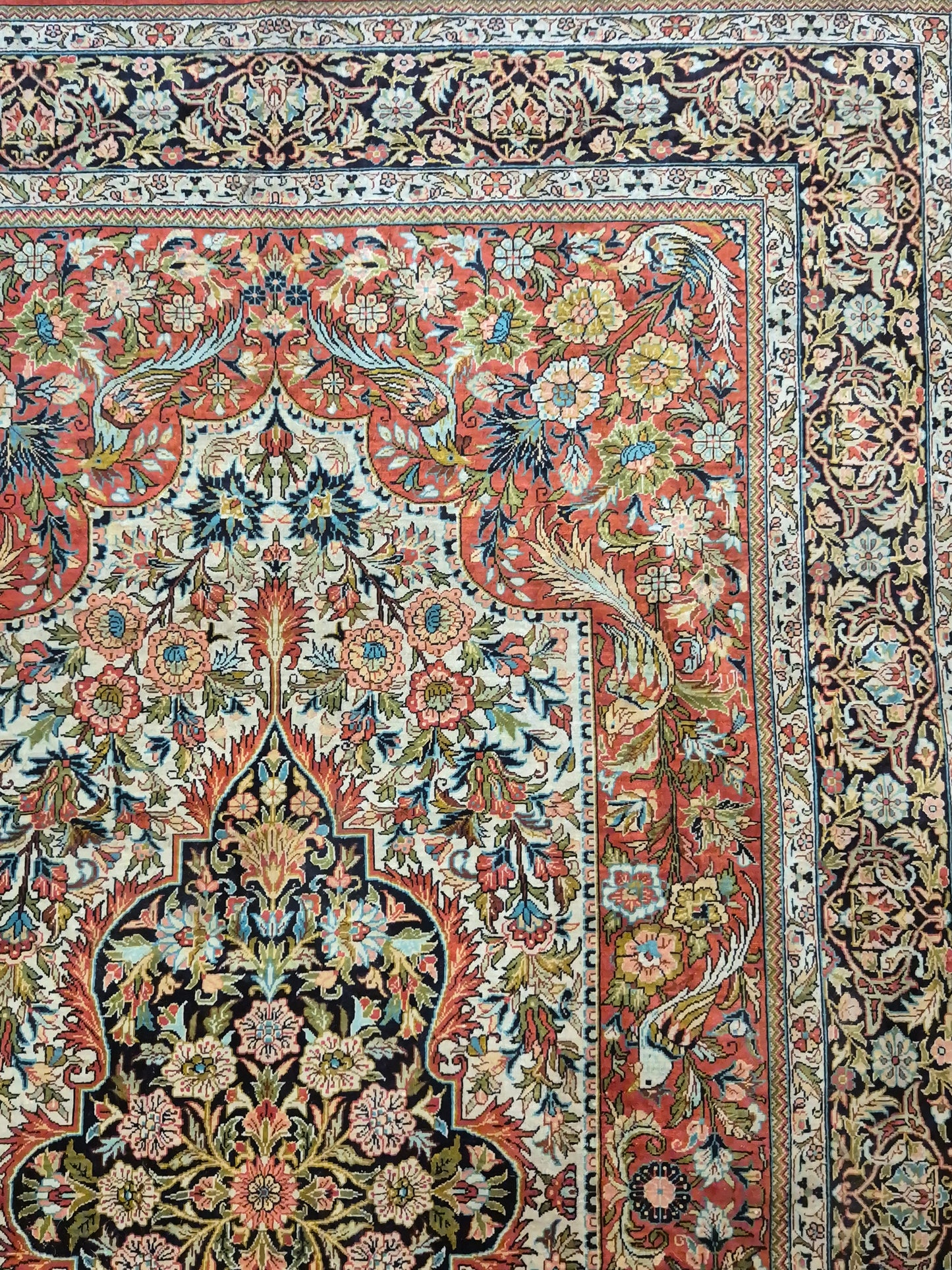 Hereke Teppich Seide auf Seide floral fein handgeknüpft