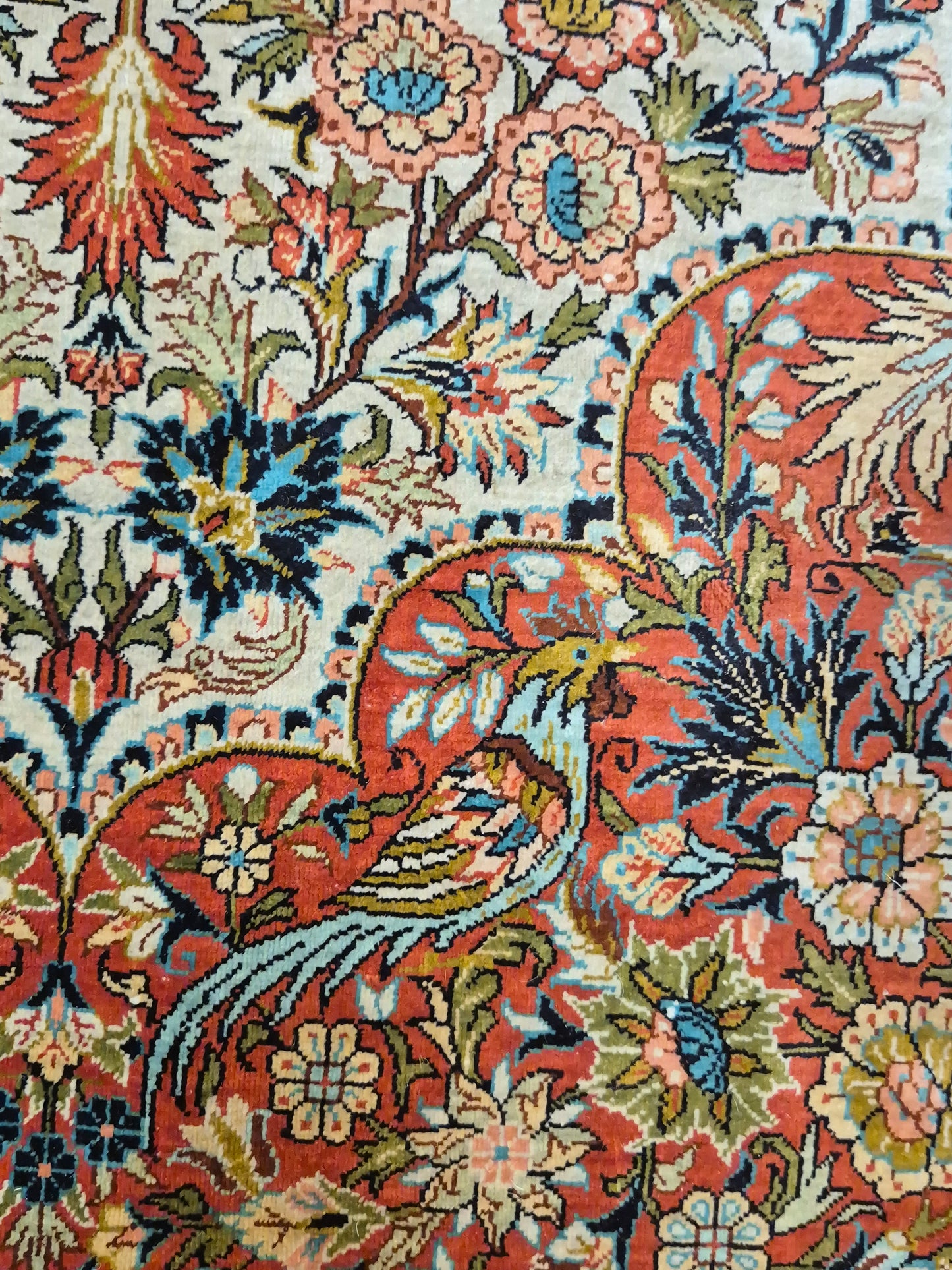 Hereke Teppich Seide auf Seide floral fein handgeknüpft