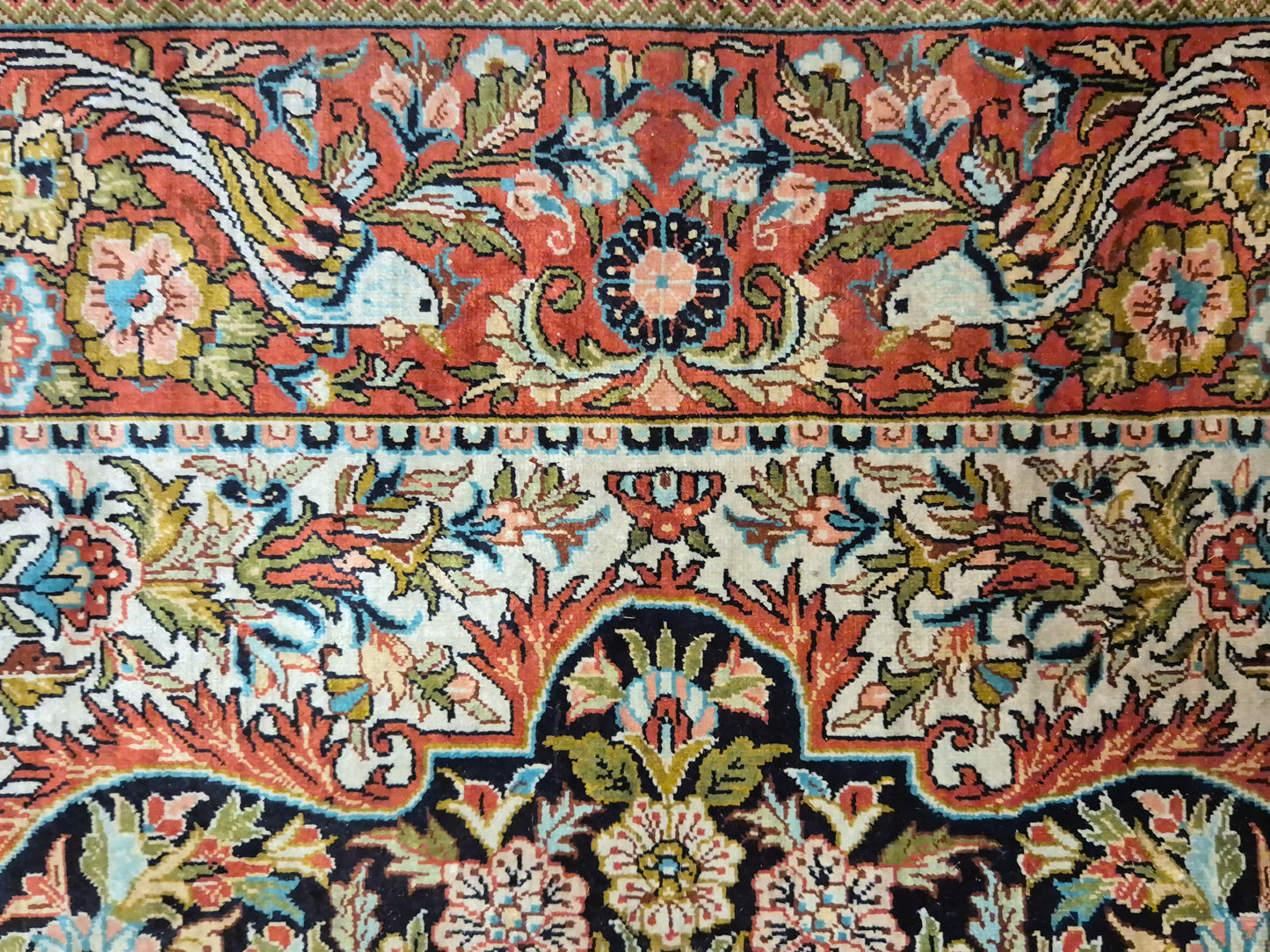 Hereke Teppich Seide auf Seide floral fein handgeknüpft