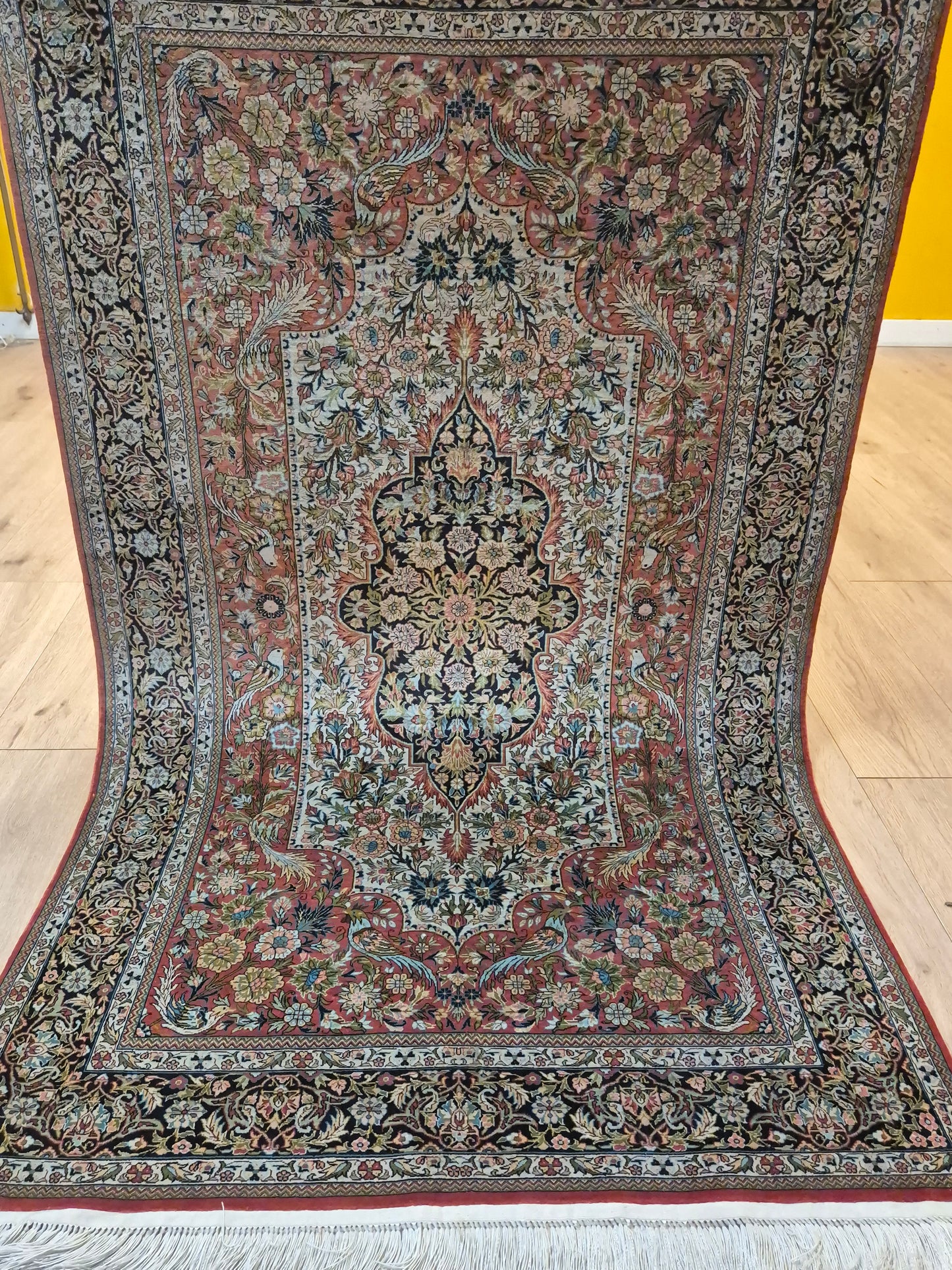 Hereke Teppich Seide auf Seide floral fein handgeknüpft