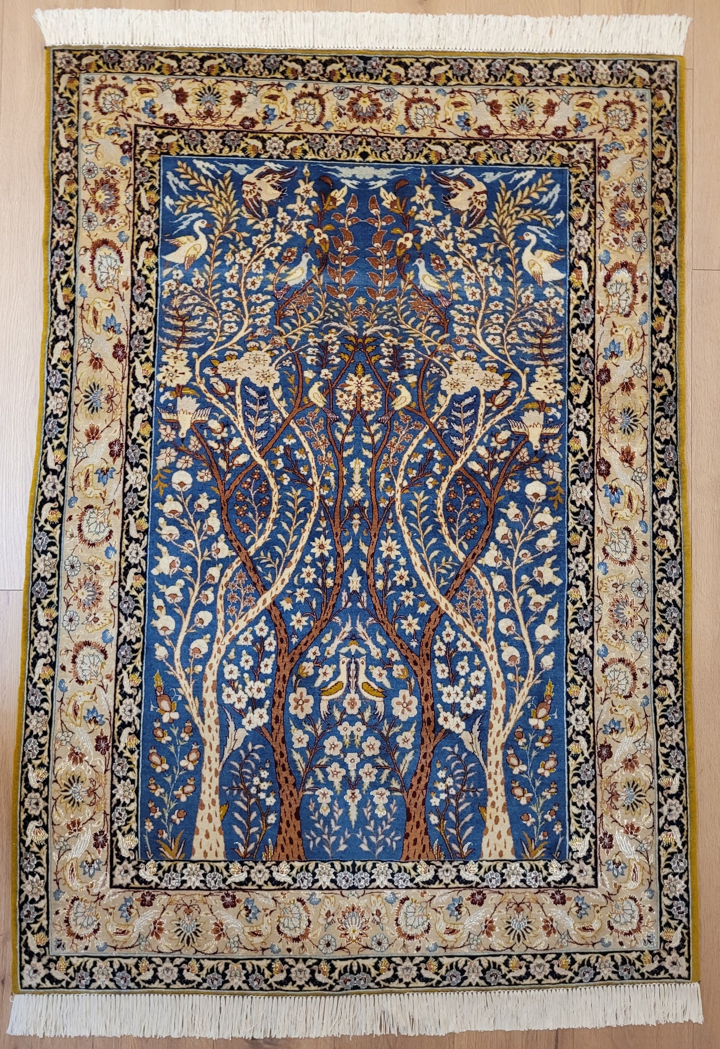 Isfahan Teppich Korkwolle mit Seide feine Knüpfung Baum des Lebens